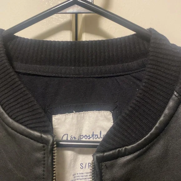 Jacket - Picture 5 of 5